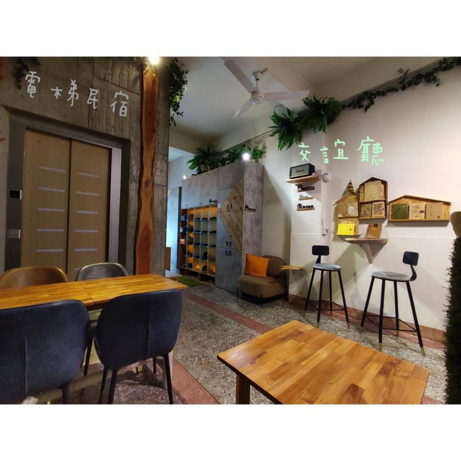 棚棚屋室內帳篷民宿inn เกาสง ภายนอก รูปภาพ