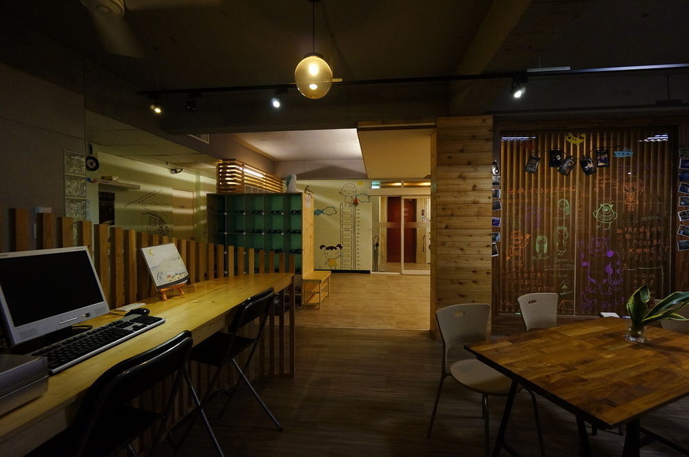棚棚屋室內帳篷民宿inn เกาสง ภายนอก รูปภาพ
