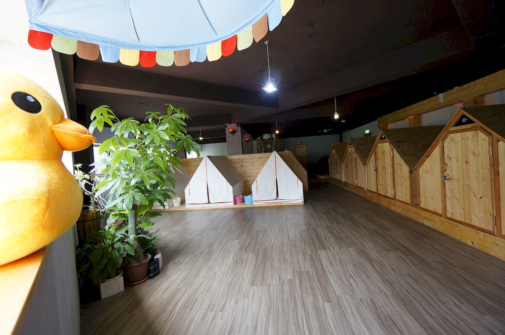 棚棚屋室內帳篷民宿inn เกาสง ภายนอก รูปภาพ